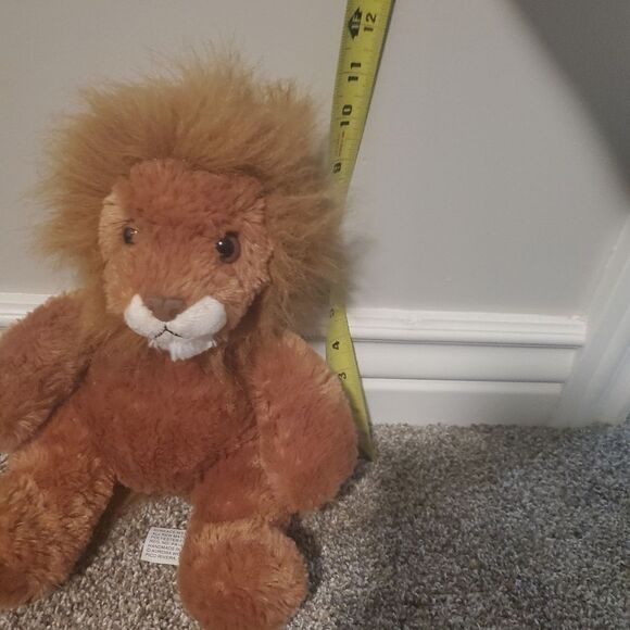 San Diego Zoo Aurora Lion Lance - Picture 2 of 3